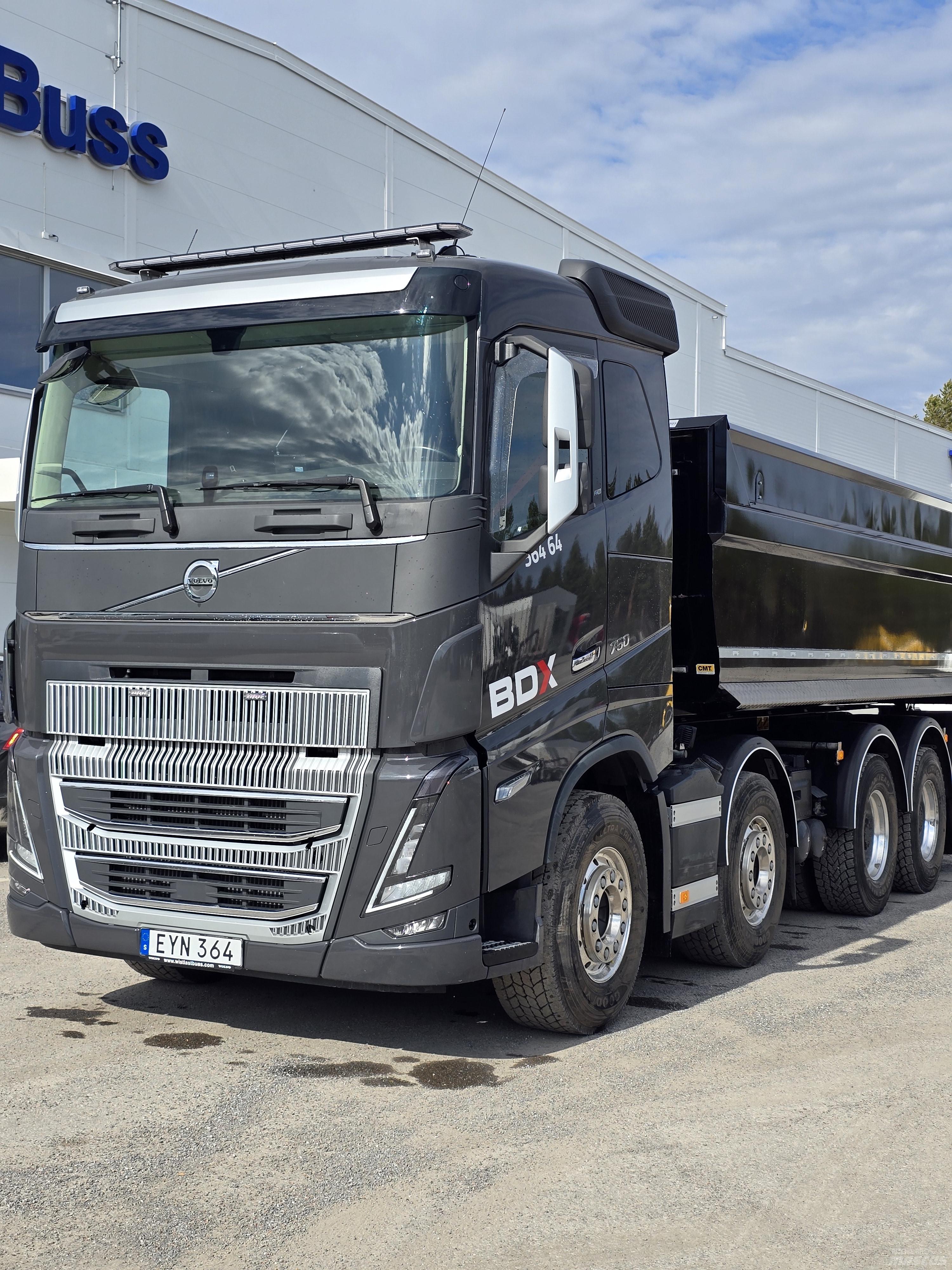 Volvo FH16 750 Lastbiler med tip