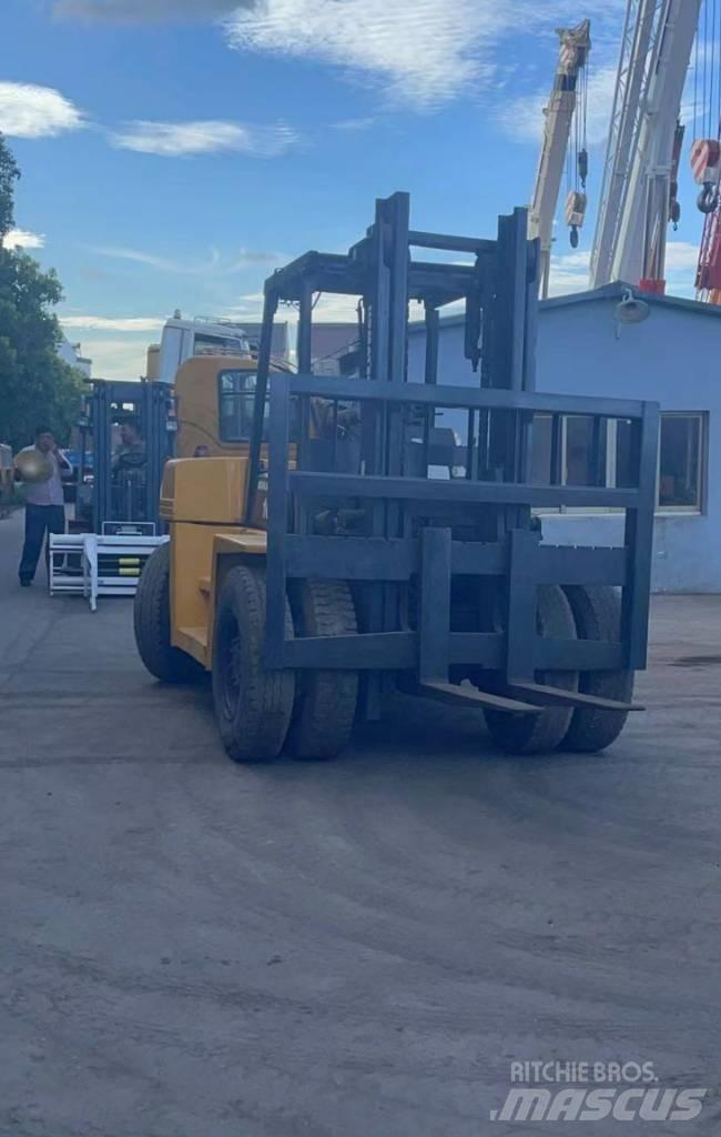Komatsu 10 Ton Diesel gaffeltrucks