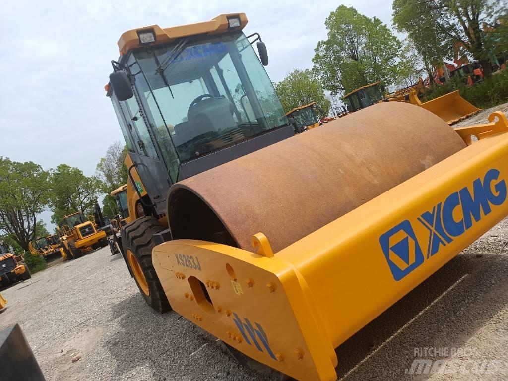 XCMG XS 263J Enkelt tromle