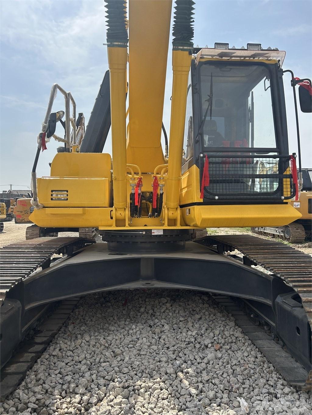 Komatsu PC 240 Gravemaskiner på larvebånd