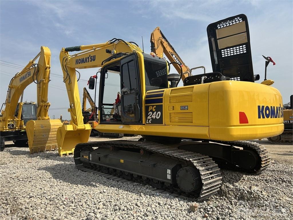 Komatsu PC 240 Gravemaskiner på larvebånd