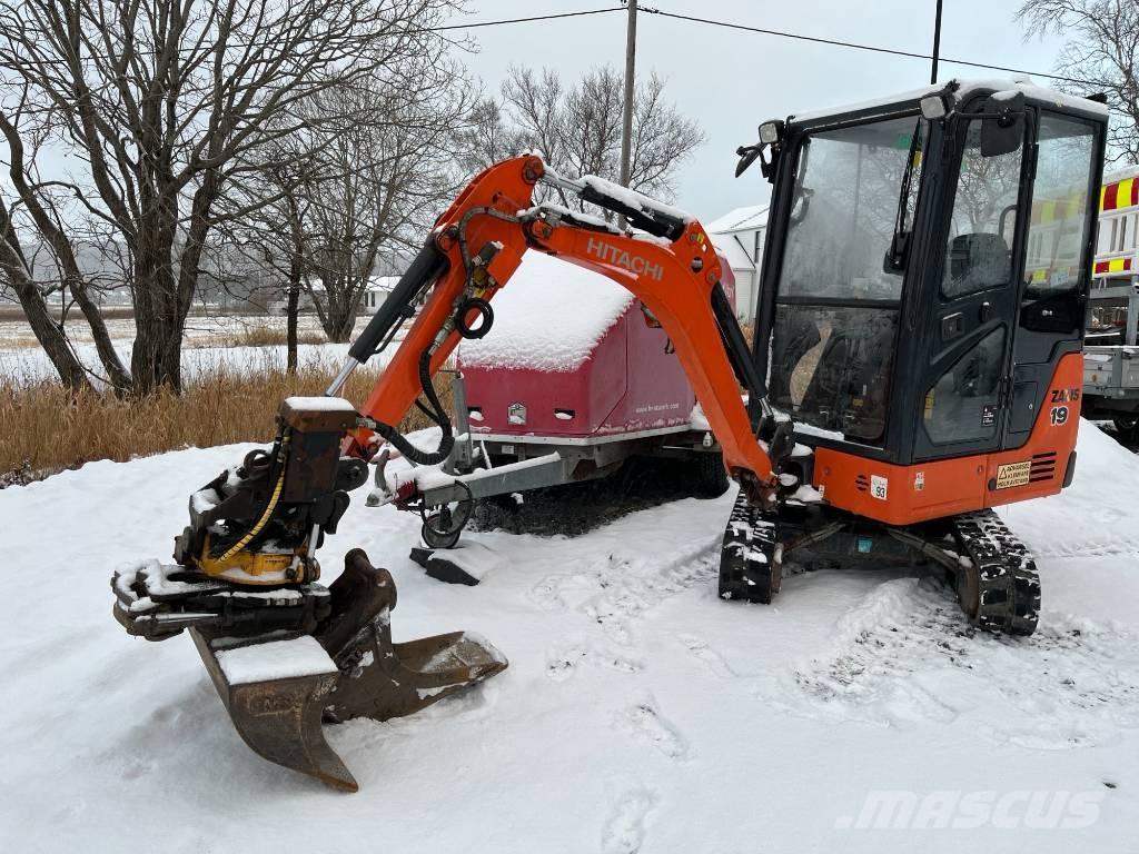 Hitachi ZX 19-U Minigravemaskiner
