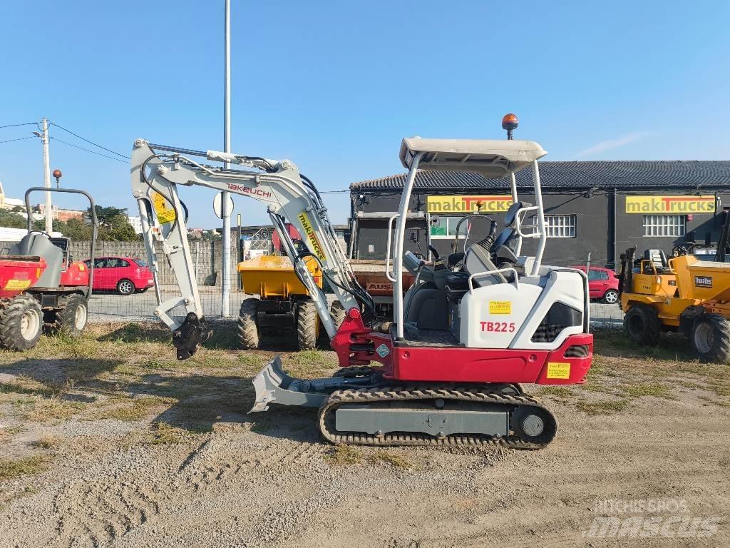 Takeuchi TB 225 Minigravemaskiner