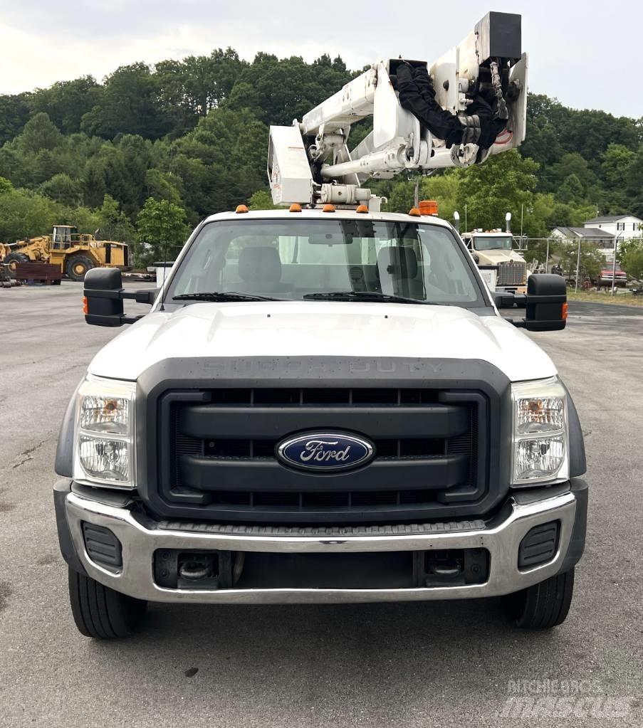 Ford F 550 Lastbilmonterede lifte