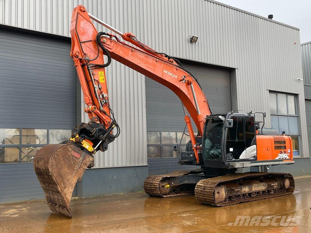 Hitachi ZX250LC-6 Gravemaskiner på larvebånd