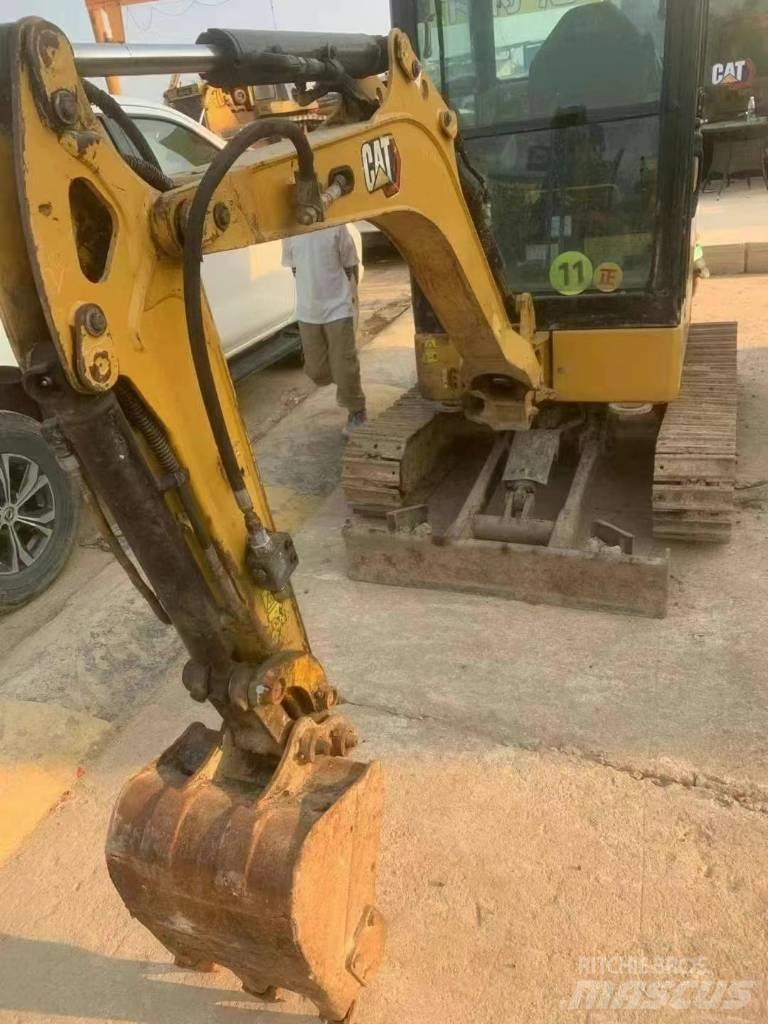 CAT 302 Minigravemaskiner