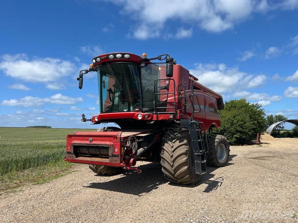 CASE Axial Flow 7120 Mejetærskere