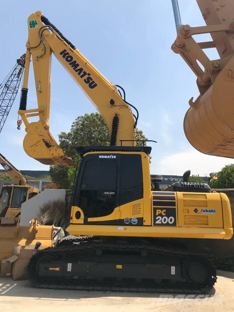 Komatsu PC 200-8N1 Gravemaskiner på larvebånd