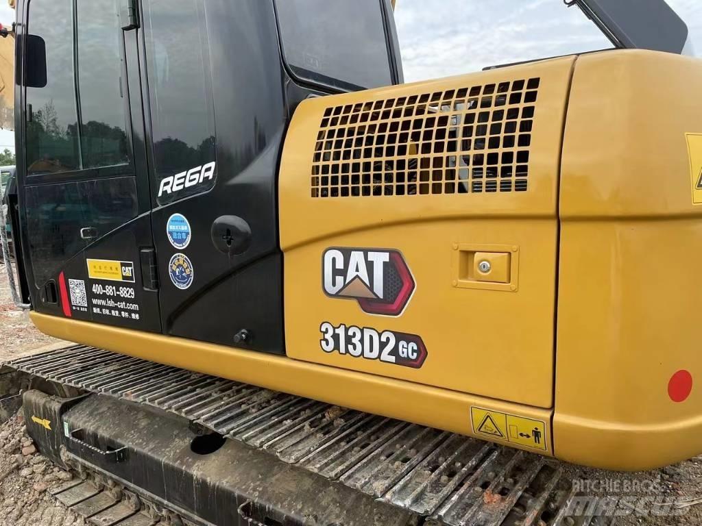 CAT 313 Gravemaskiner på larvebånd