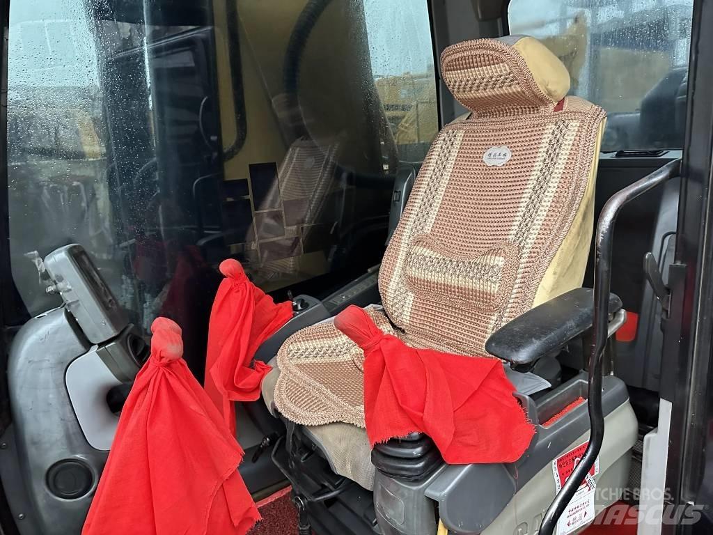 CAT 330D2 Gravemaskiner på larvebånd