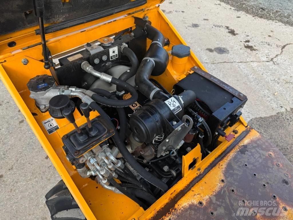 Thwaites 1 tonne Dumpere