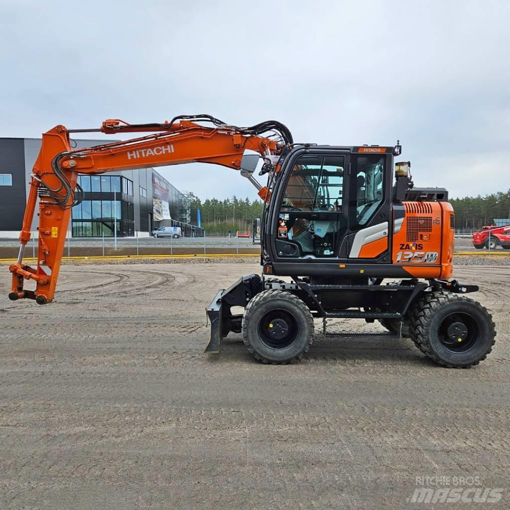 Hitachi ZX 135W Gravemaskiner på hjul