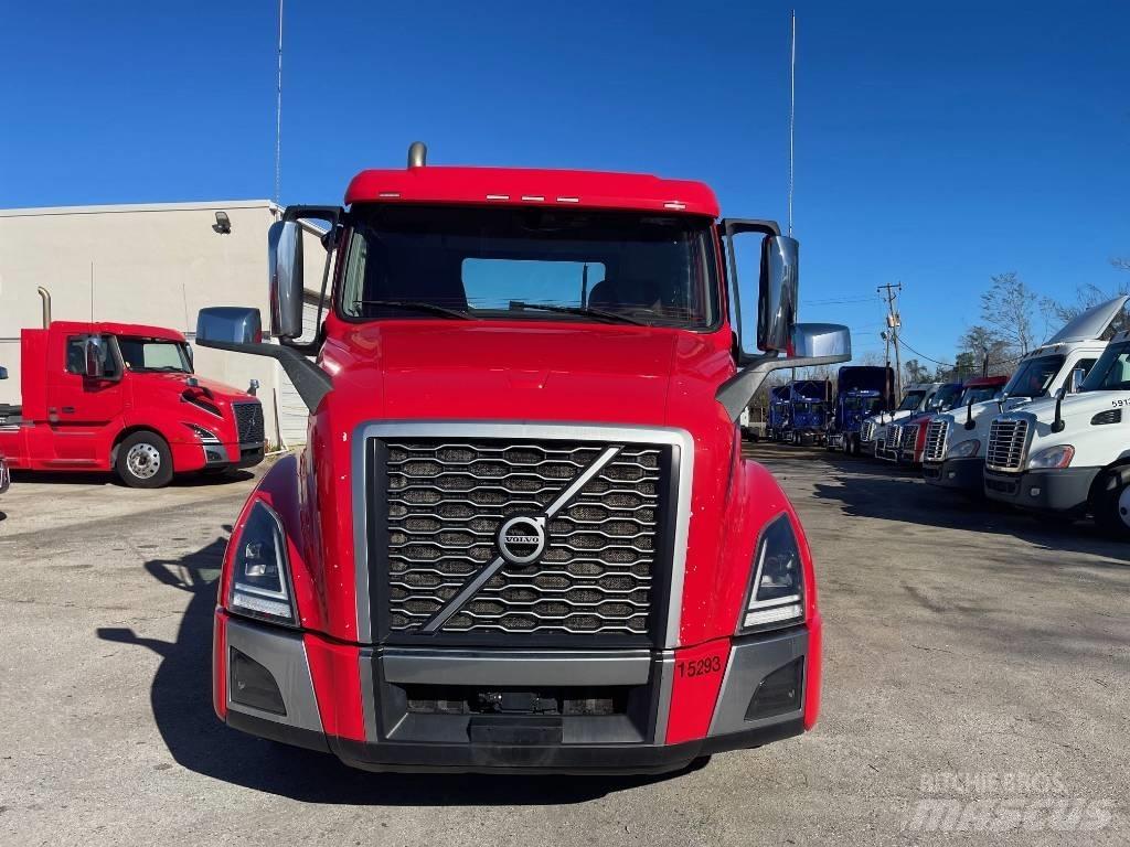 Volvo VNL64T300 Trækkere