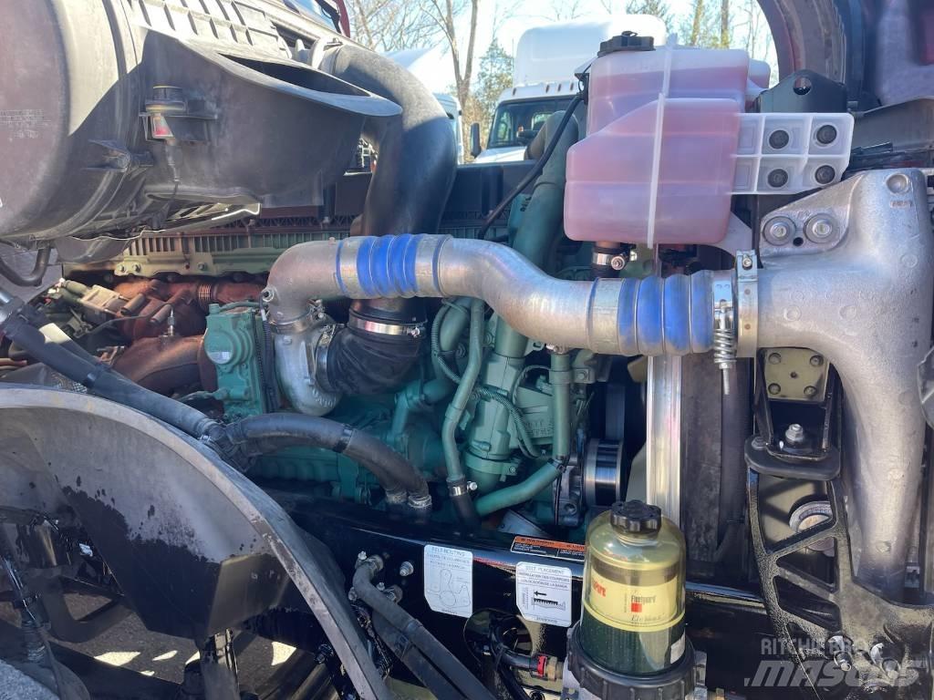 Volvo VNL64T300 Trækkere