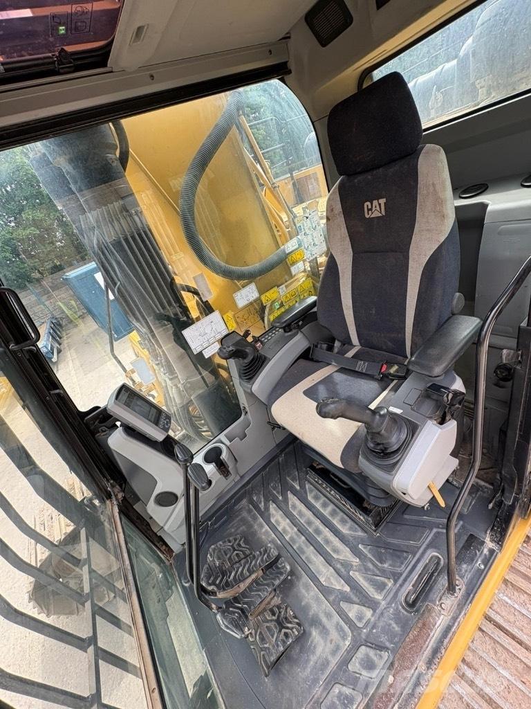 CAT 336 F L Gravemaskiner på larvebånd