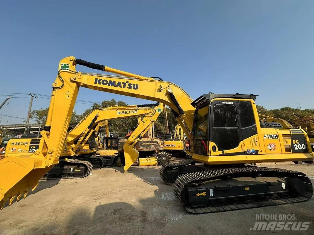 Komatsu PC 200 Gravemaskiner på larvebånd