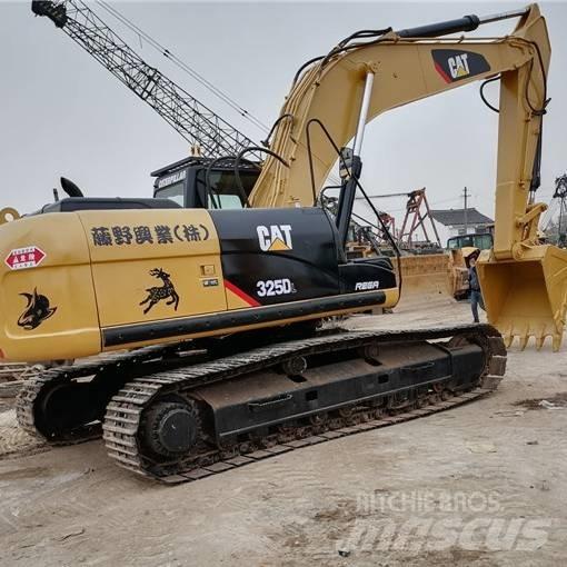 CAT 325DL Gravemaskiner på larvebånd