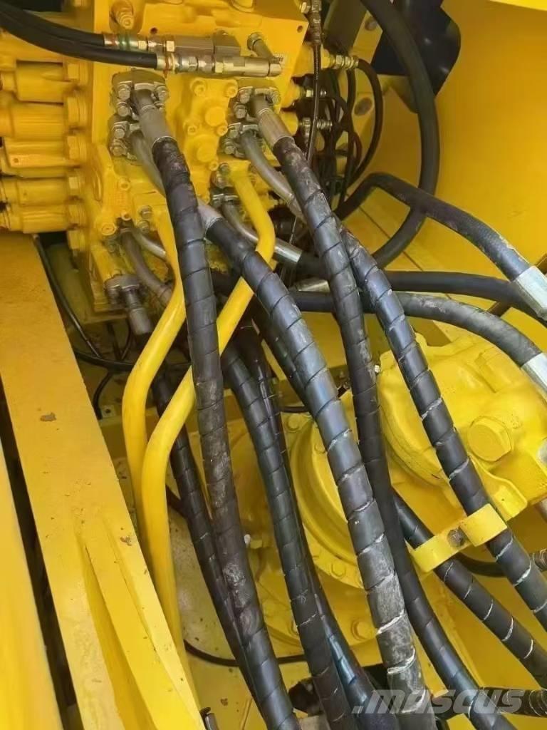 Komatsu PC 240 Gravemaskiner på larvebånd