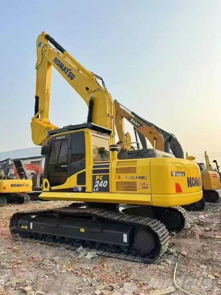 Komatsu PC 240 Gravemaskiner på larvebånd