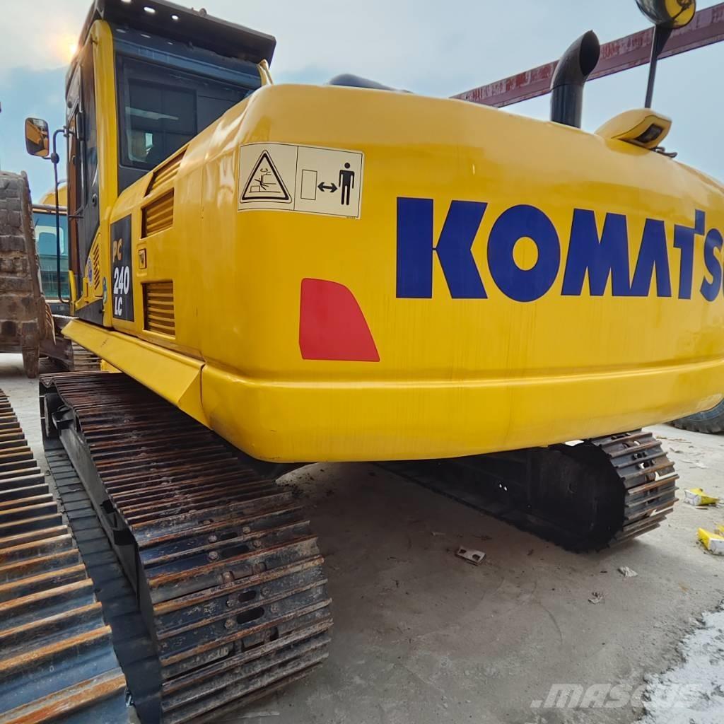 Komatsu PC 240-8 Gravemaskiner på larvebånd