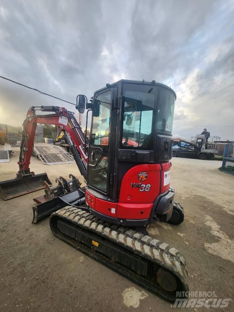 Yanmar vio38-6 Minigravemaskiner