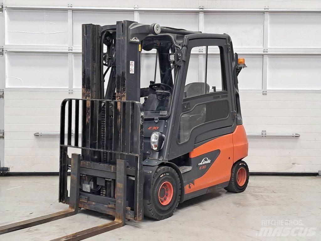 Linde E30-01 El gaffeltrucks