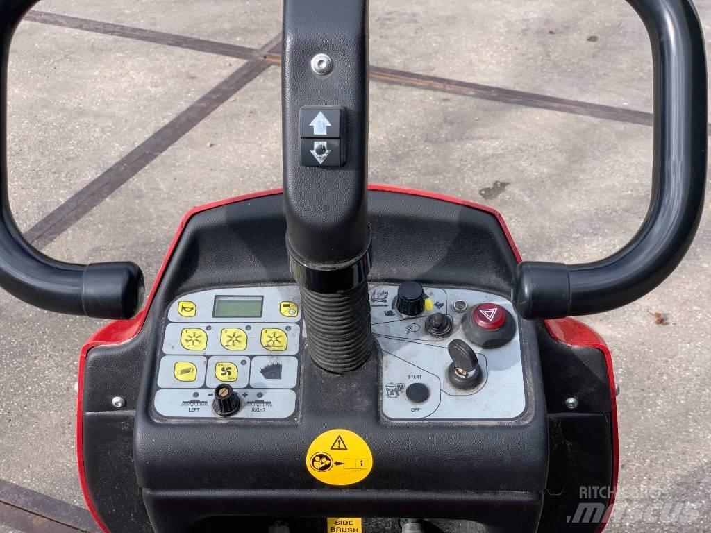  Sweep 1050E Fejemaskiner