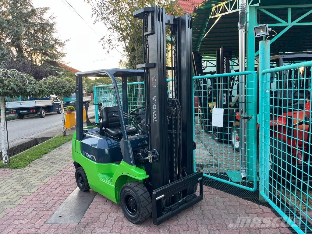 Toyota 7FG15 V-3282 LPG gaffeltrucks