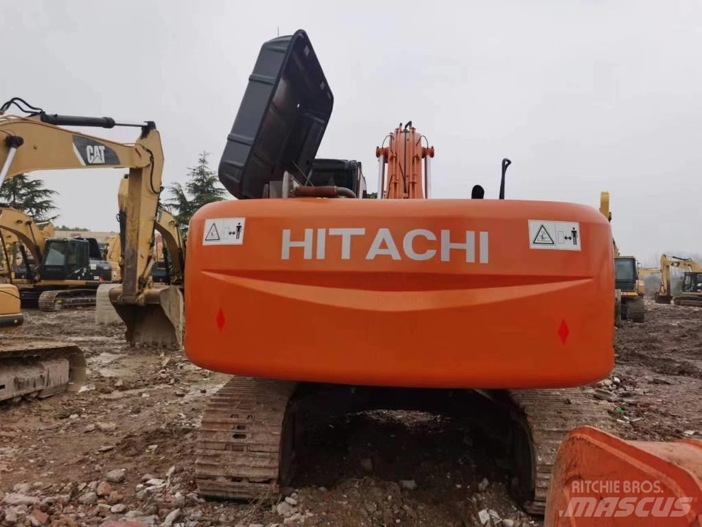 Hitachi ZX 250 Gravemaskiner på larvebånd