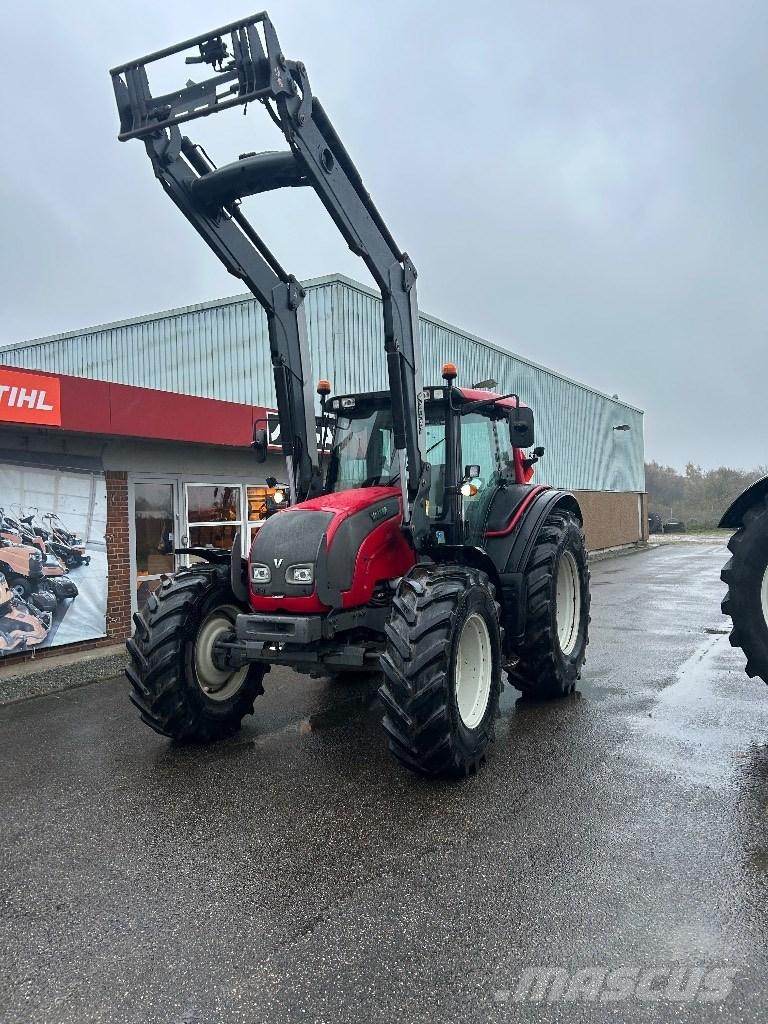 Valtra N 121 Traktorer