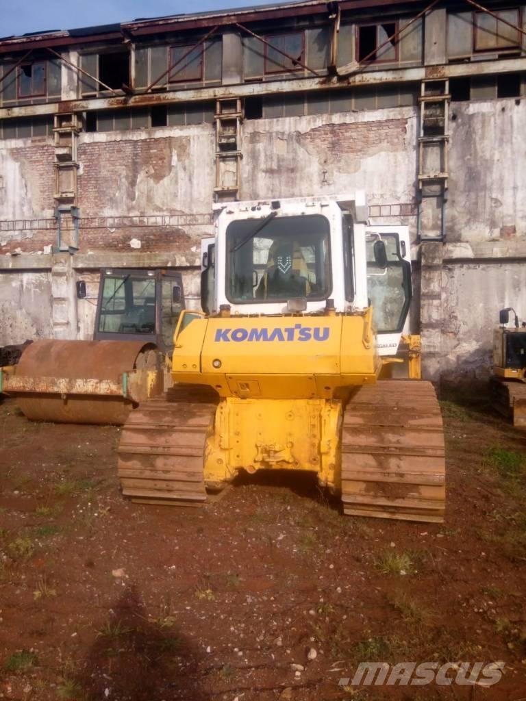 Komatsu D 61 PX-15 Bulldozer på larvebånd