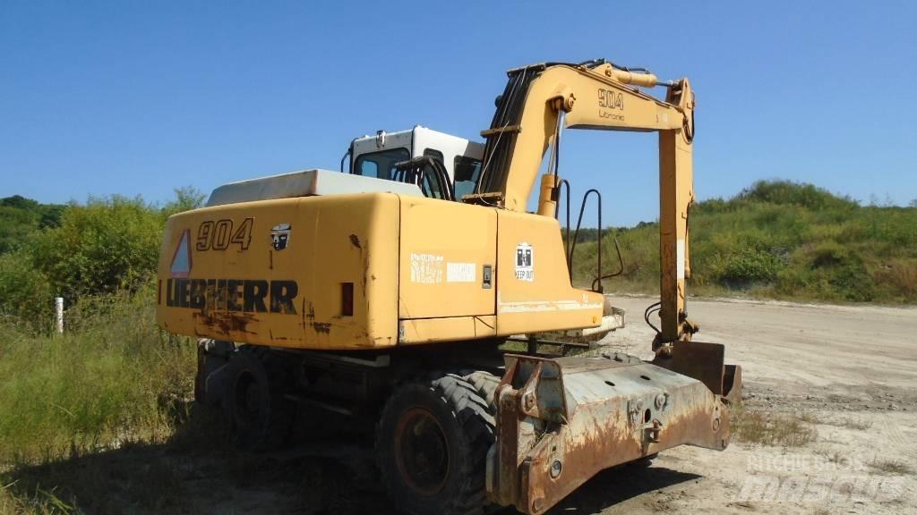 Liebherr A 904 Gravemaskiner på hjul