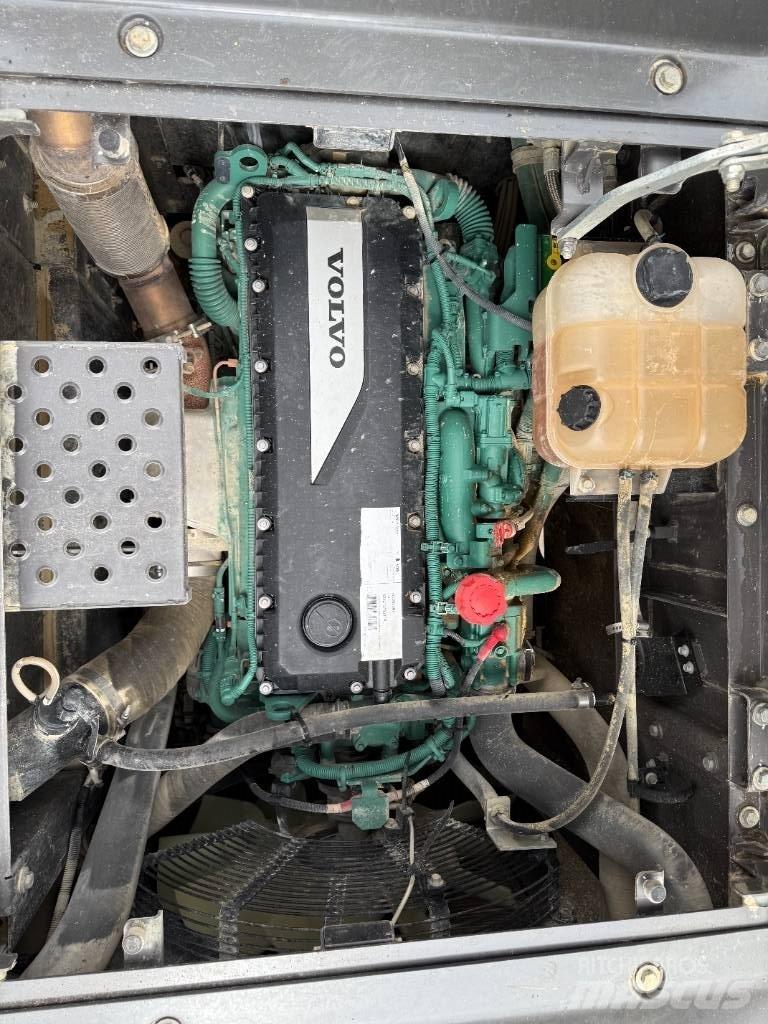 Volvo EC 300 EL Gravemaskiner på larvebånd