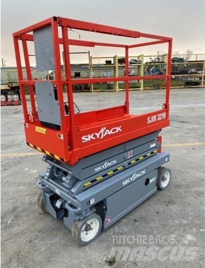 SkyJack SJ III 3219 Saxlifte