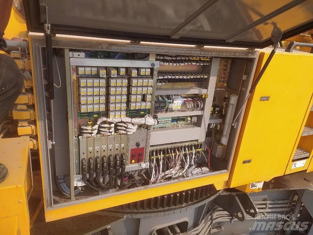 Liebherr LR 1400-2 Kraner på larvebånd