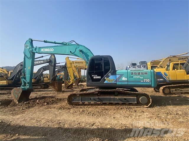 Kobelco SK250-8 Gravemaskiner på larvebånd
