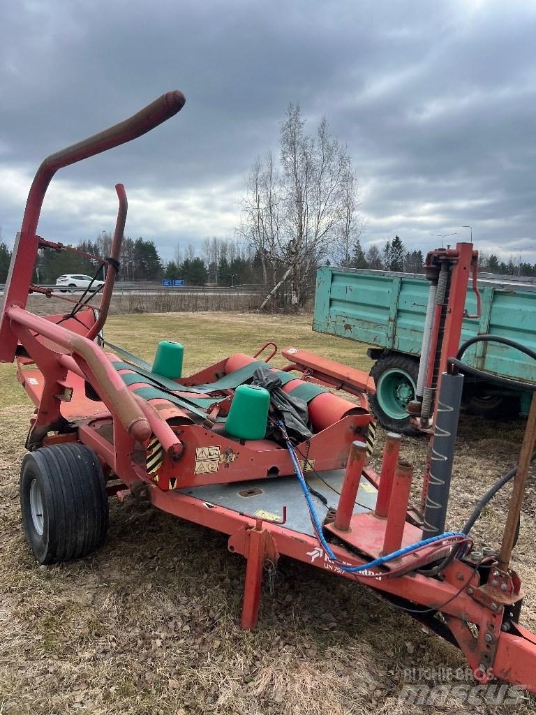 Kverneland UN 7517 Pakkemaskiner