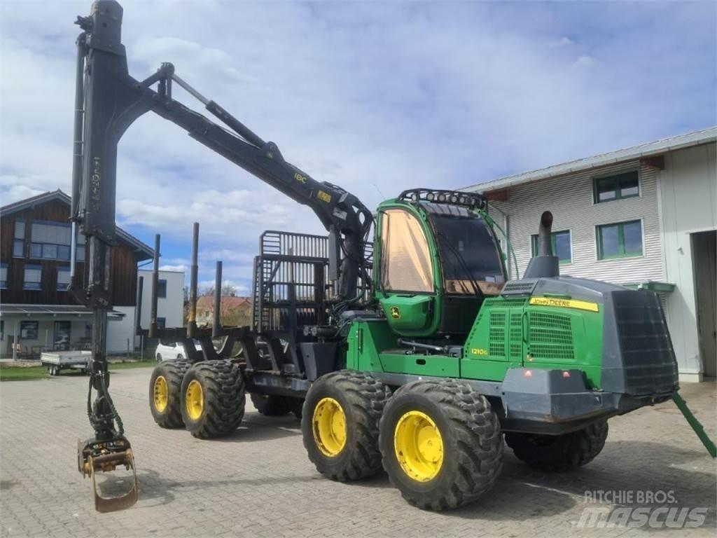 John Deere 1210 G Udkørselsmaskiner