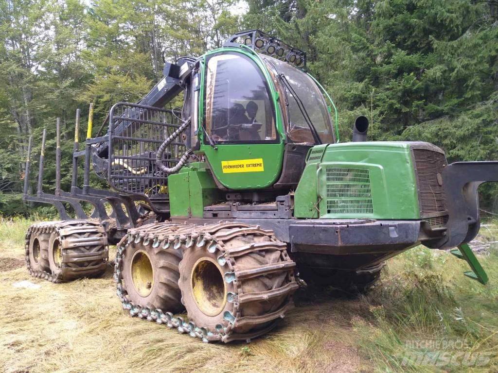 John Deere 810 E Udkørselsmaskiner