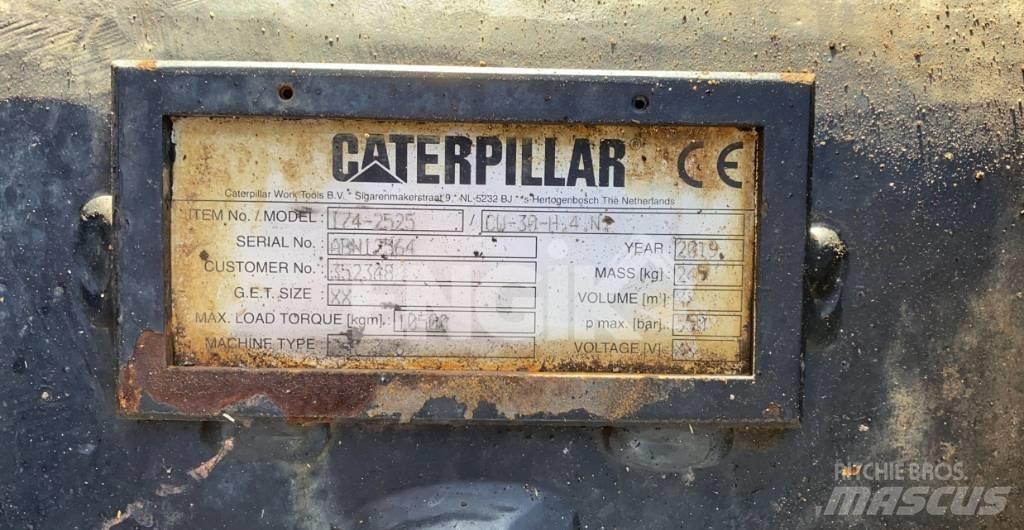 CAT Attache rapide Gravemaskiner på hjul