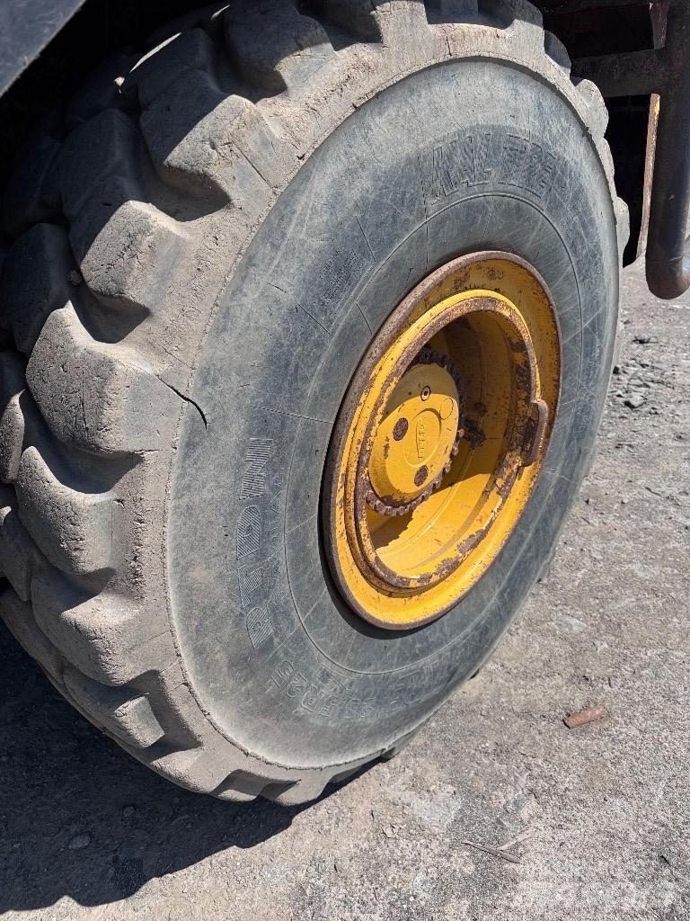 Bell B 25 D Terrængående lastbiler