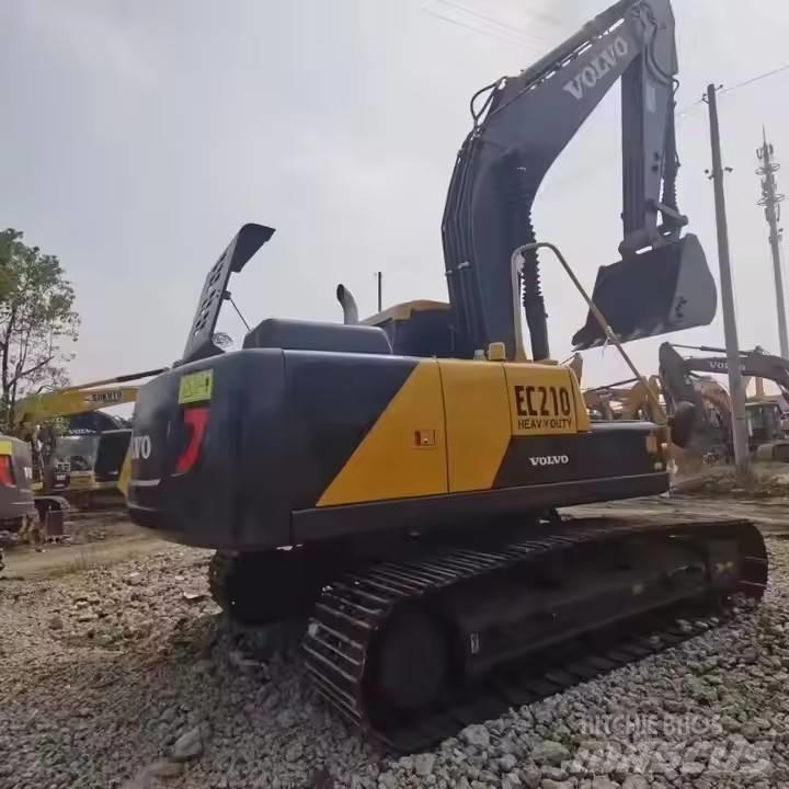 Volvo EC 210 Gravemaskiner på larvebånd