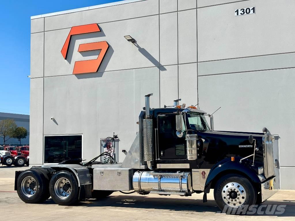 Kenworth W 900 Trækkere
