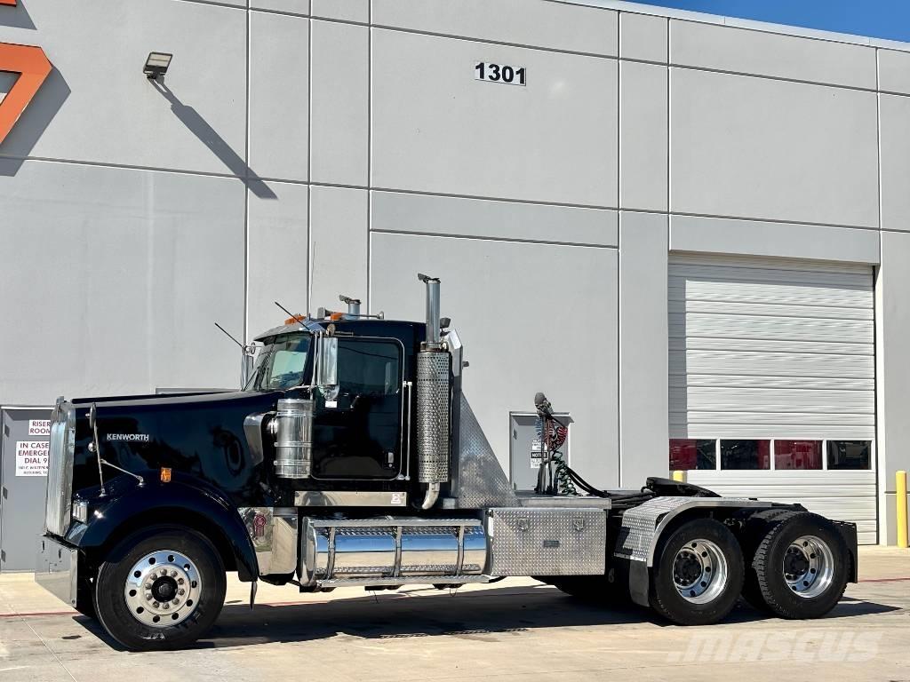 Kenworth W 900 Trækkere