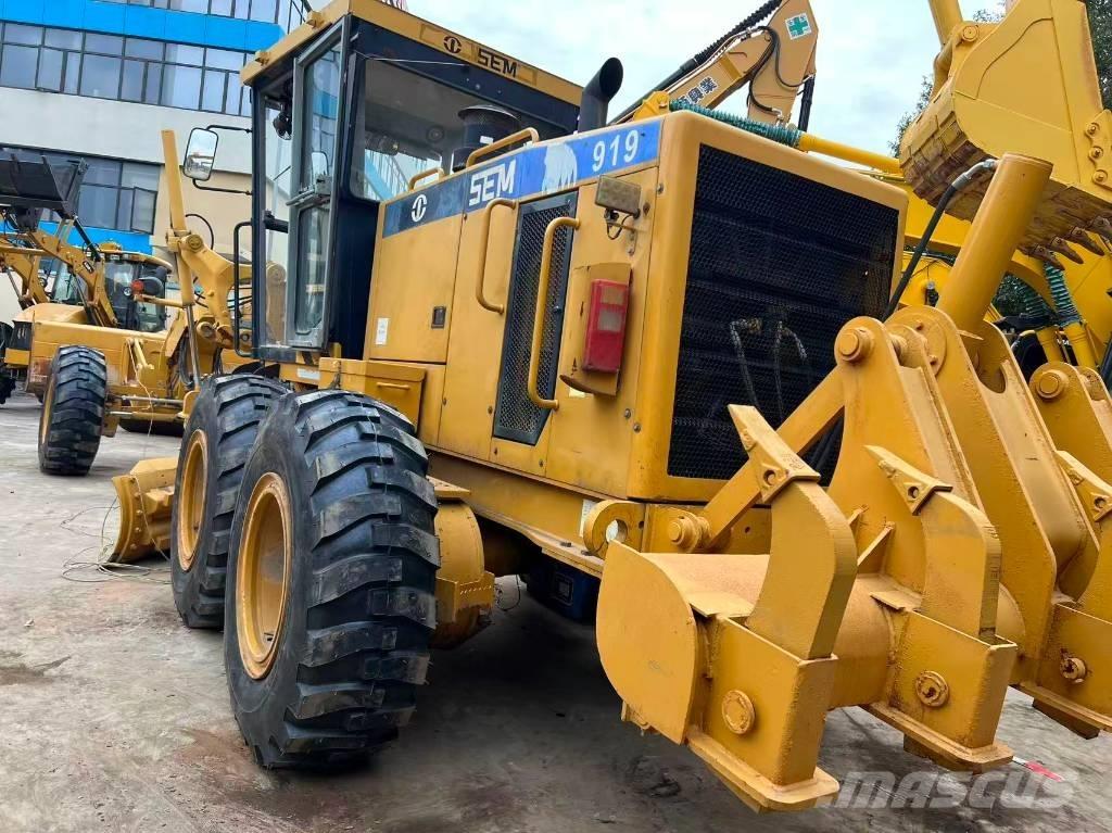 SEM 919 Vejhøvle / Gradere