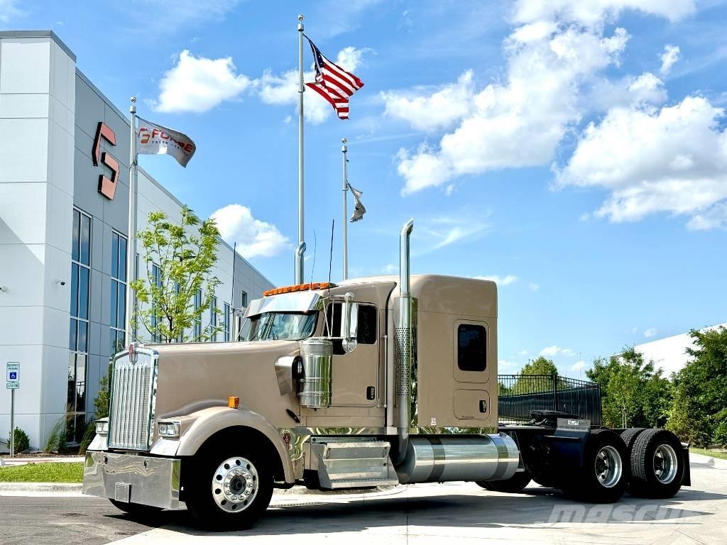 Kenworth W 900 Trækkere