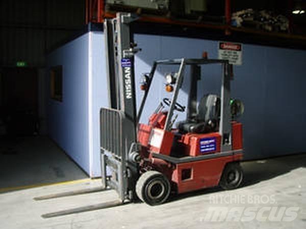 Nissan KCPH02 Gaffeltrucks - andre