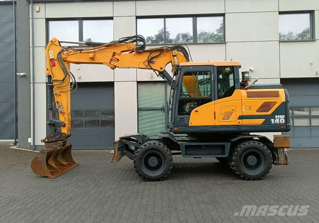 Hyundai HW140 Gravemaskiner på hjul