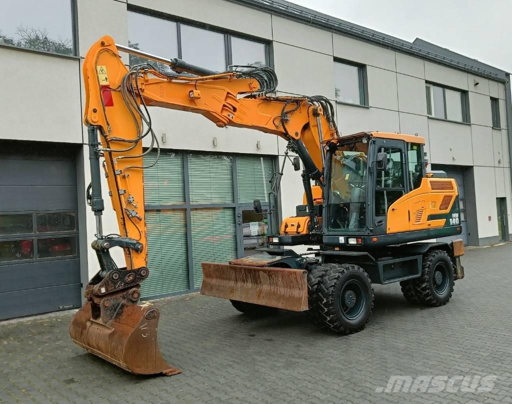 Hyundai HW140 Gravemaskiner på hjul