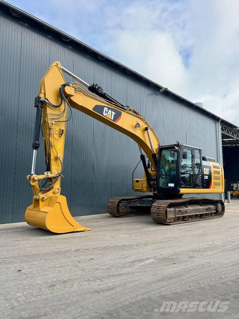 CAT 323F L Gravemaskiner på larvebånd
